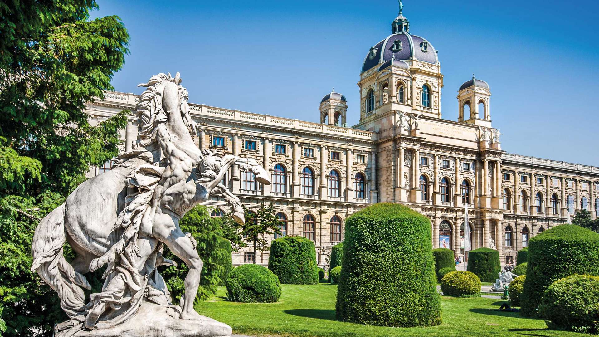 Natural History Museum with Park And Sculpture, Vienna, Austria