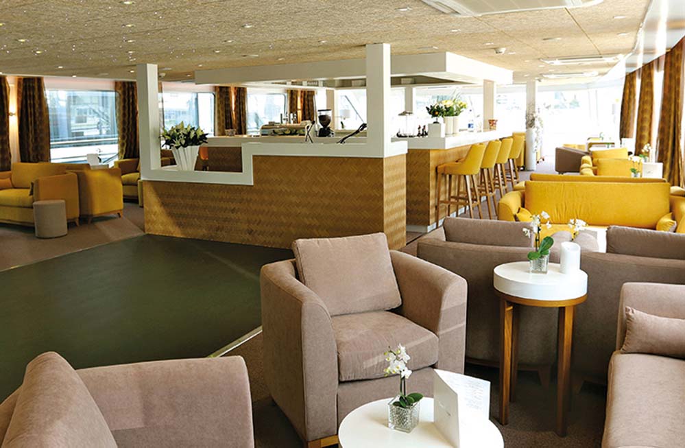 MS Camargue Vessel, France, Lounge