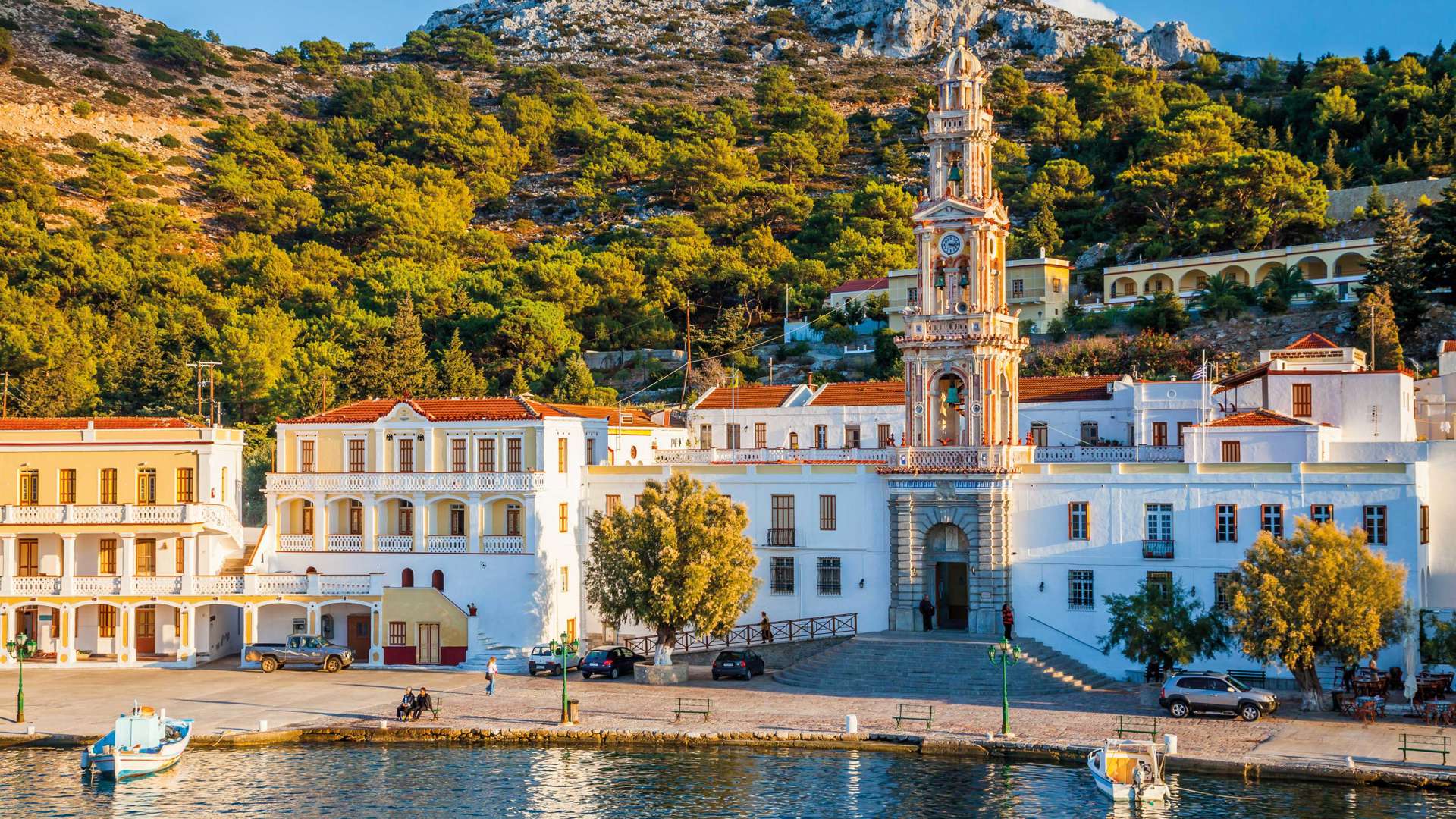 escorted tours to greece