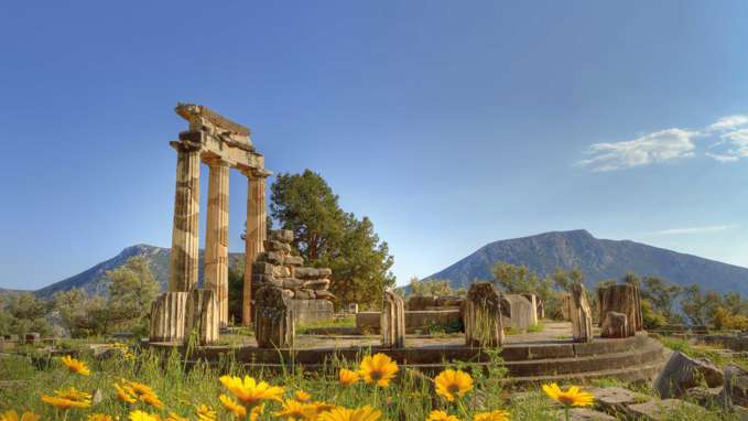SE Delphi, Greece Shutterstock 76079329