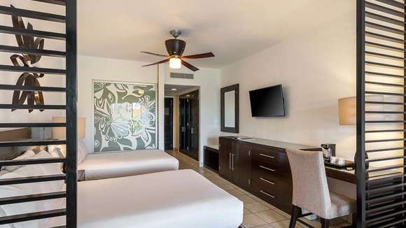 Ocean Coral And Turquesa Hotel, Puerto Morelos, Mexico, Bedroom