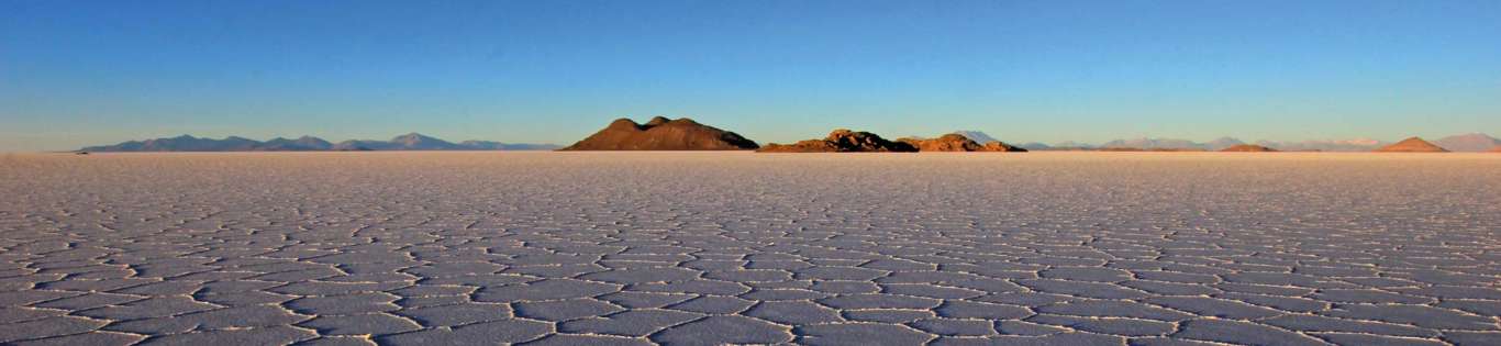 Salar De Uyuni Salt Lake Largest Salt Flat In World, Altiplano, Bolivia, South America