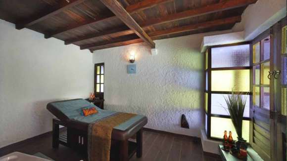 Svasara Jungle Lodge, Tadoba, India, Treatment Room