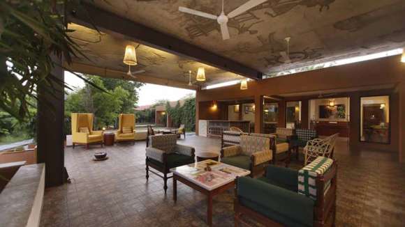 Svasara Jungle Lodge, Tadoba, India, Lounge