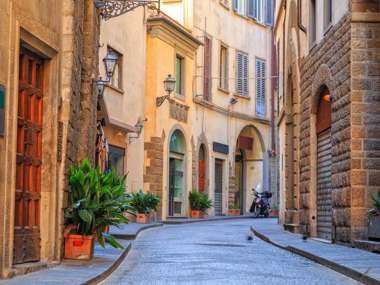 Charming Streets Florence Italy Istock 621819810