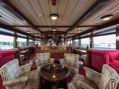 Lord Of The Glens Vessel, Lounge, Scotland