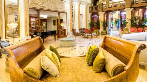 Grand Hotel Savoia, Genoa, Italy, Lobby