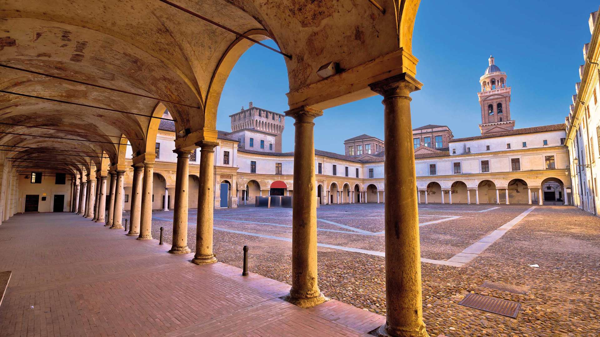 Piazza Castello Mantova Piazza Castello, Mantua, Venice, Italy